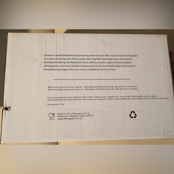 Citrine Sugar and Creamer Set & Talking Tables Pumpkin Sat and Pepper Shakers - Picture 5 of 9